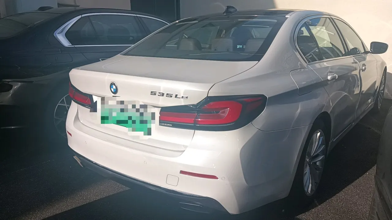 BMW 5 series new energy 2021 535Le 2.0T luxury package automatic gear 2