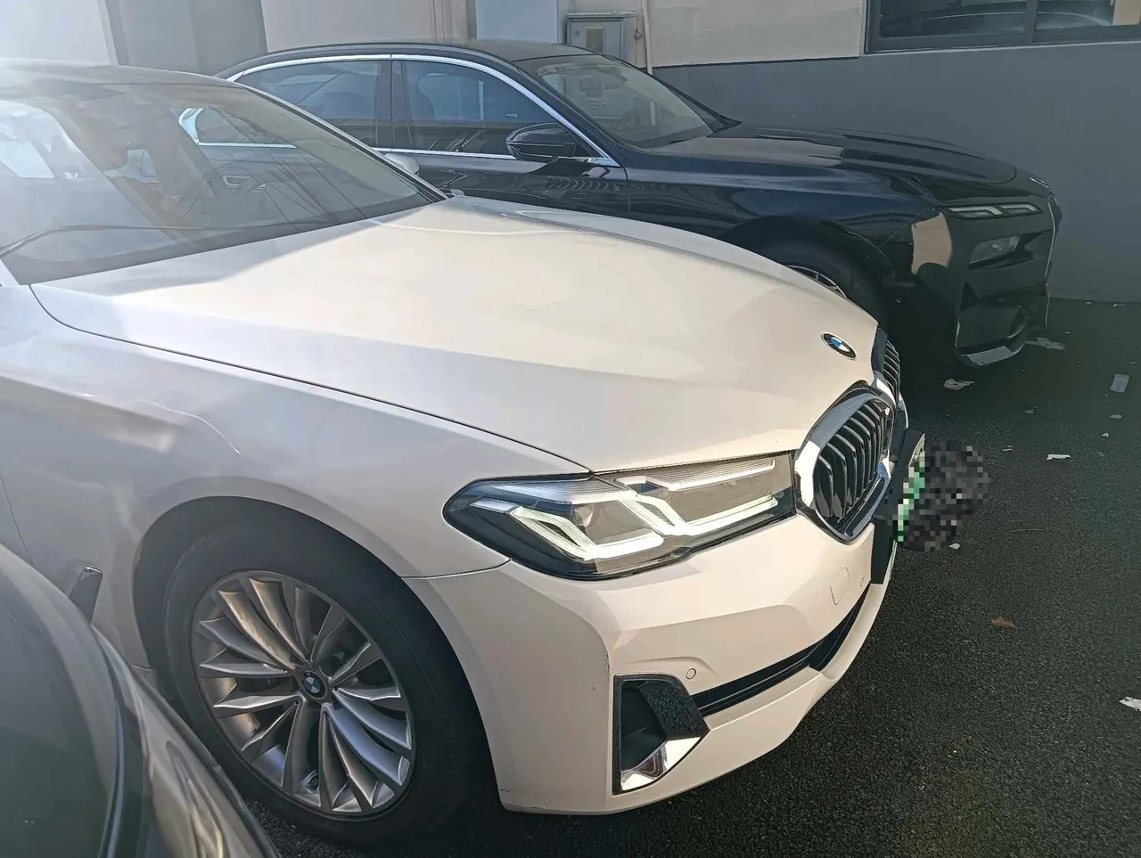 BMW 5 series new energy 2021 535Le 2.0T luxury package automatic gear 4