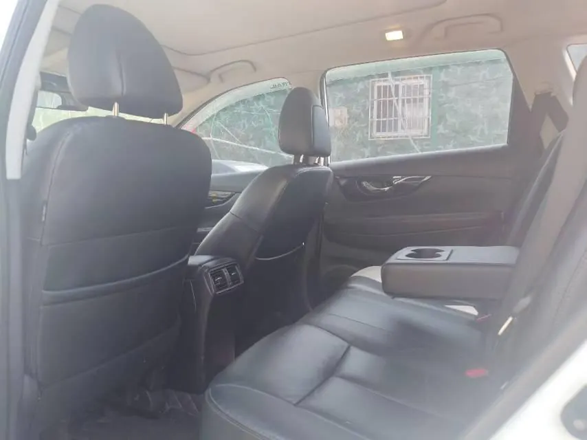 Nissan 2020 Qijun 2.0 stepless XL Premium two-wheel drive Zhilian exclusive version of automatic gear 4