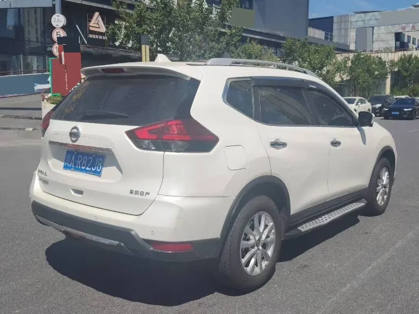 Nissan 2020 Qijun 2.0 stepless XL Premium two-wheel drive Zhilian exclusive version of automatic gear 5