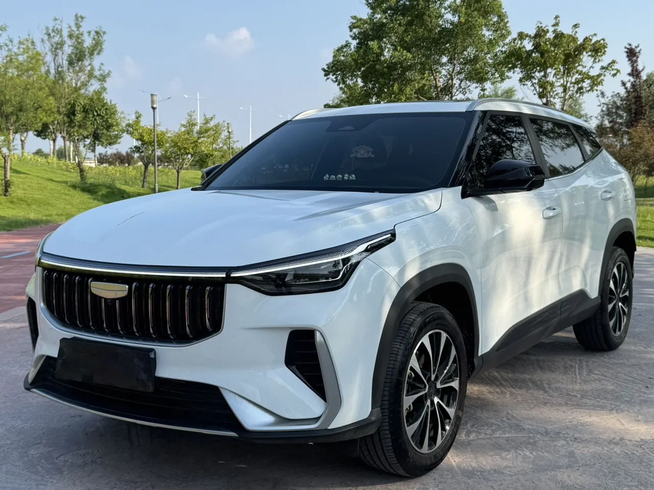 Geely 2026 Boyue 1.5TD Beautiful Automatic - View 1