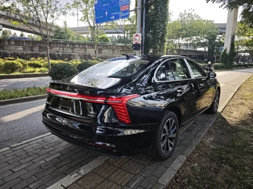 HongQi 2025 H5 PHEV 1.5T 130 Super Hybrid Automatic Gear 9