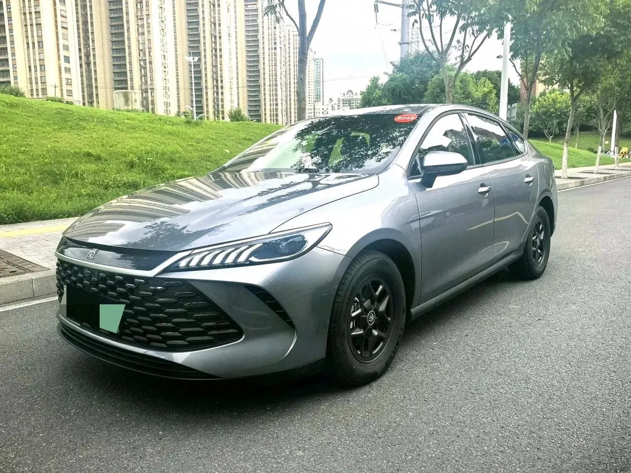 BYD 2025 Qin PLUS DM-i 1.5 stepless intelligent driving version 55KM leading automatic gear - View 1