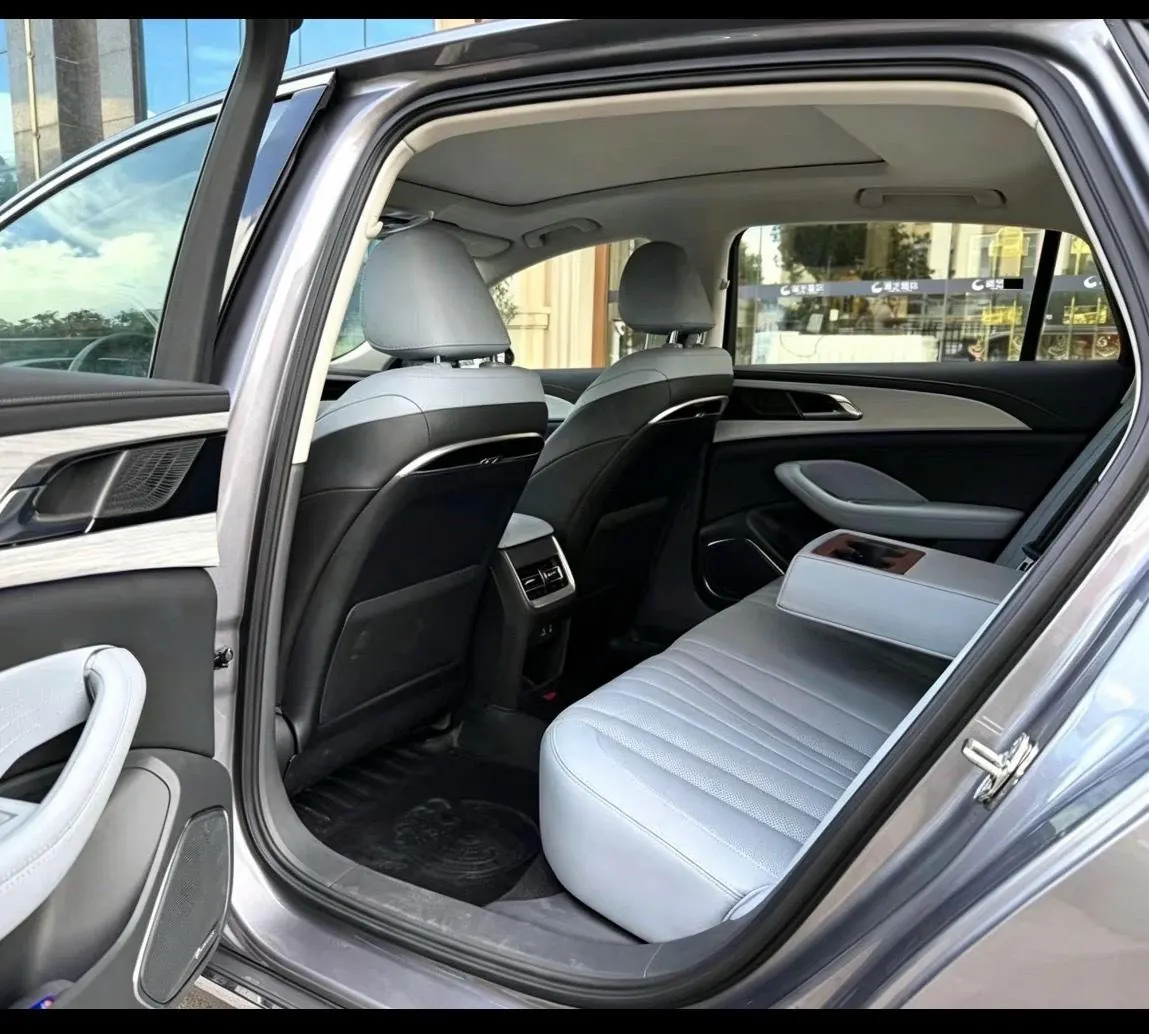 HongQi 2025 H5 PHEV 1.5T 170 Super Hybrid Automatic Gear 4