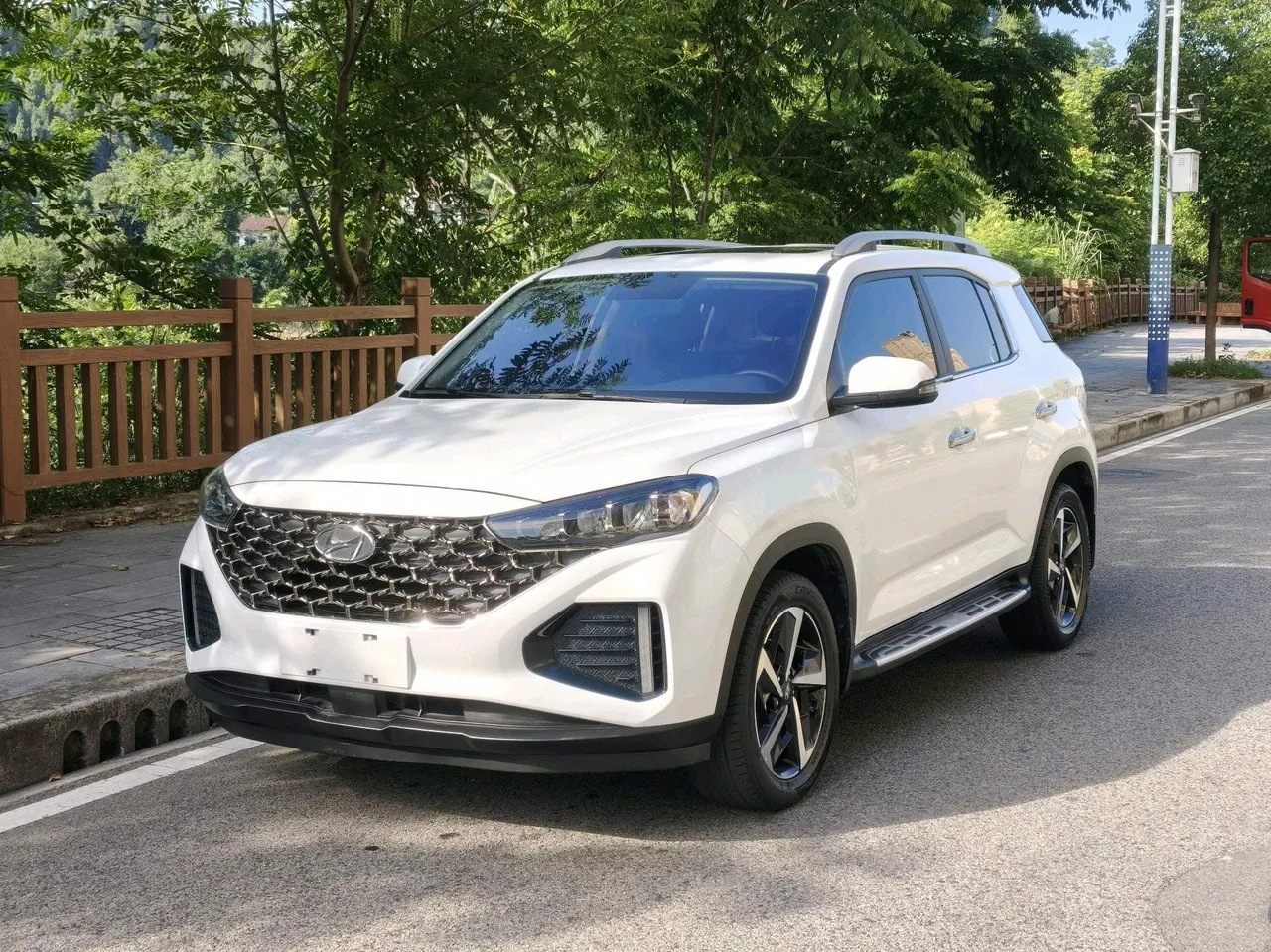 Hyundai 2021 ix35 2.0 GLS Two-Drive Leading Edition Automatic Gear - View 1