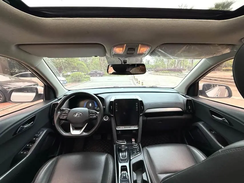 Hyundai 2021 ix35 2.0 GLS Two-Drive Leading Edition Automatic Gear 5