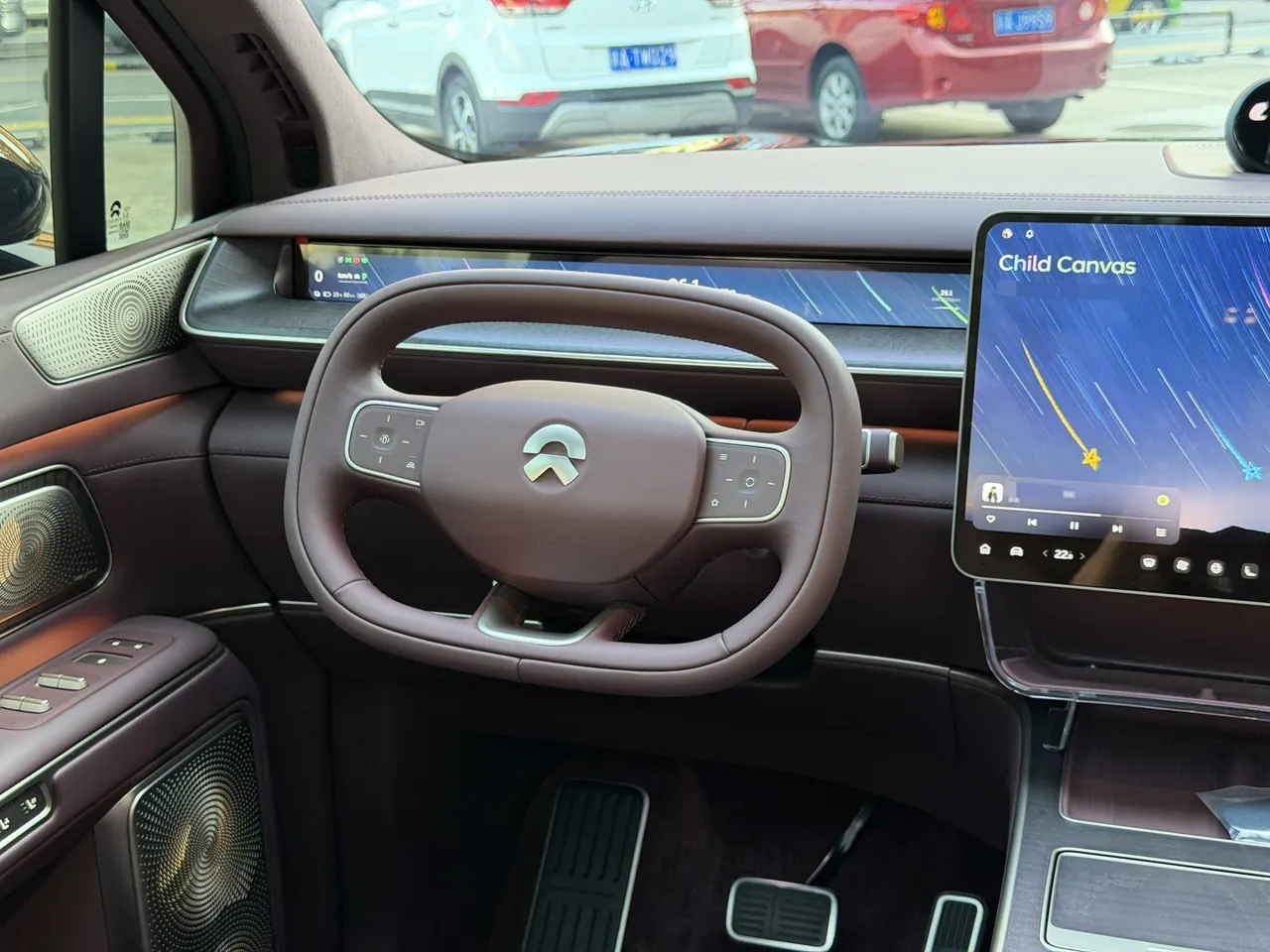 NIO 2026 ES 9 102kWh Administrative Island Signature Edition Automatic Gear 12