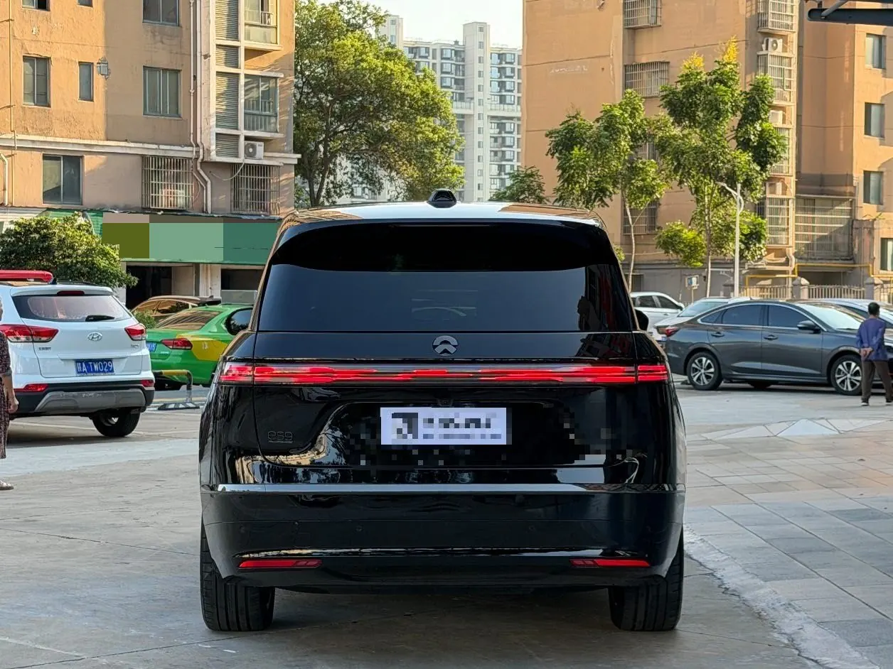 NIO 2026 ES 9 102kWh Administrative Island Signature Edition Automatic Gear 5