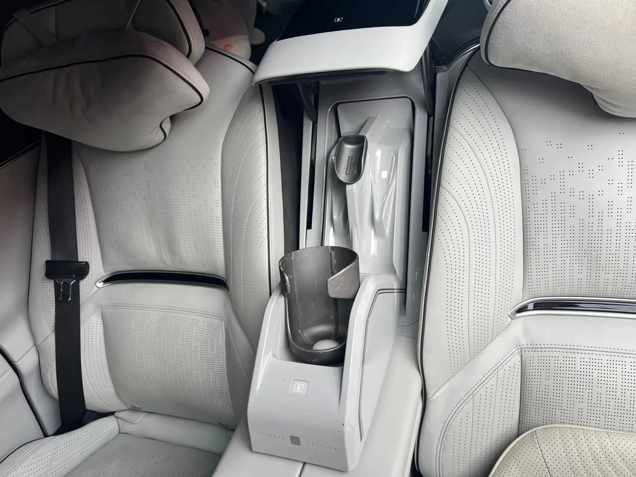 HiPhi 2021 HiPhi X Ultimate 4-seat Automatic Gear 7