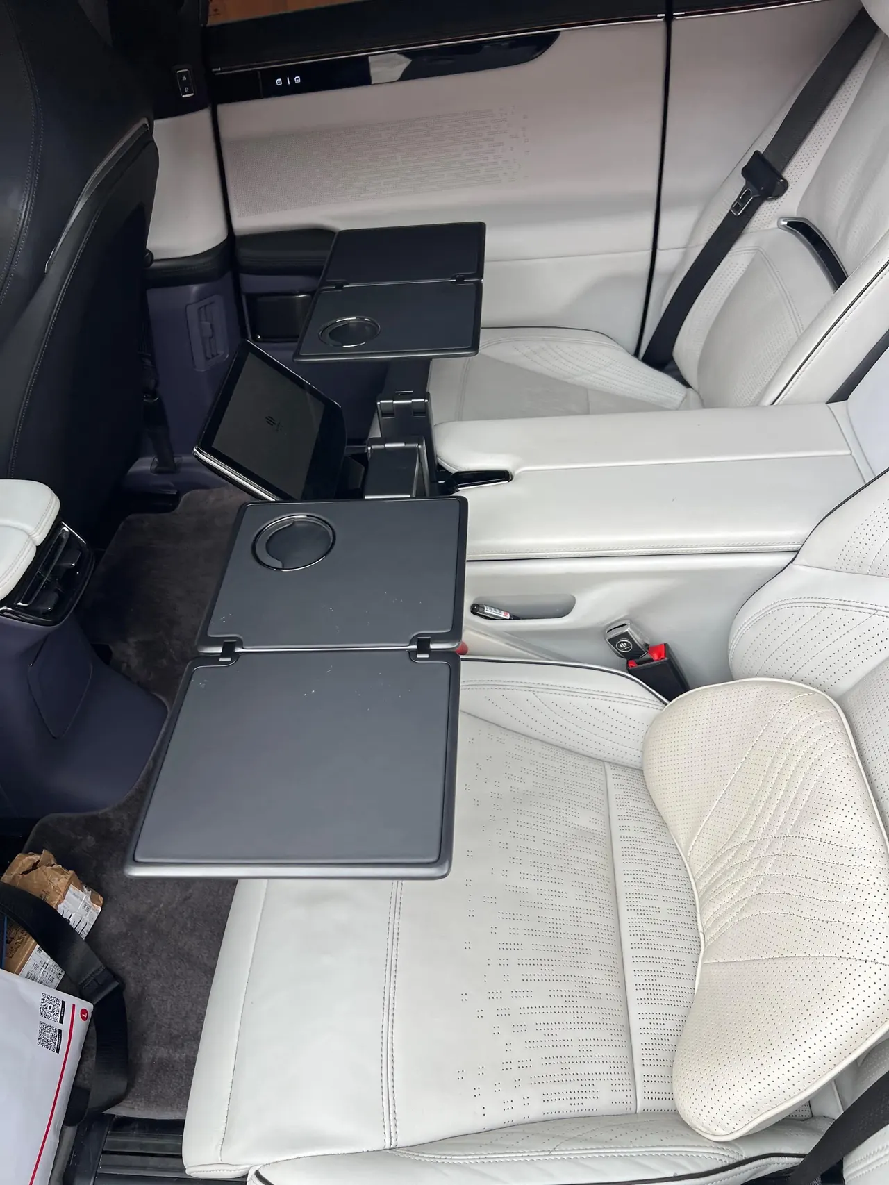 HiPhi 2021 HiPhi X Ultimate 4-seat Automatic Gear 8