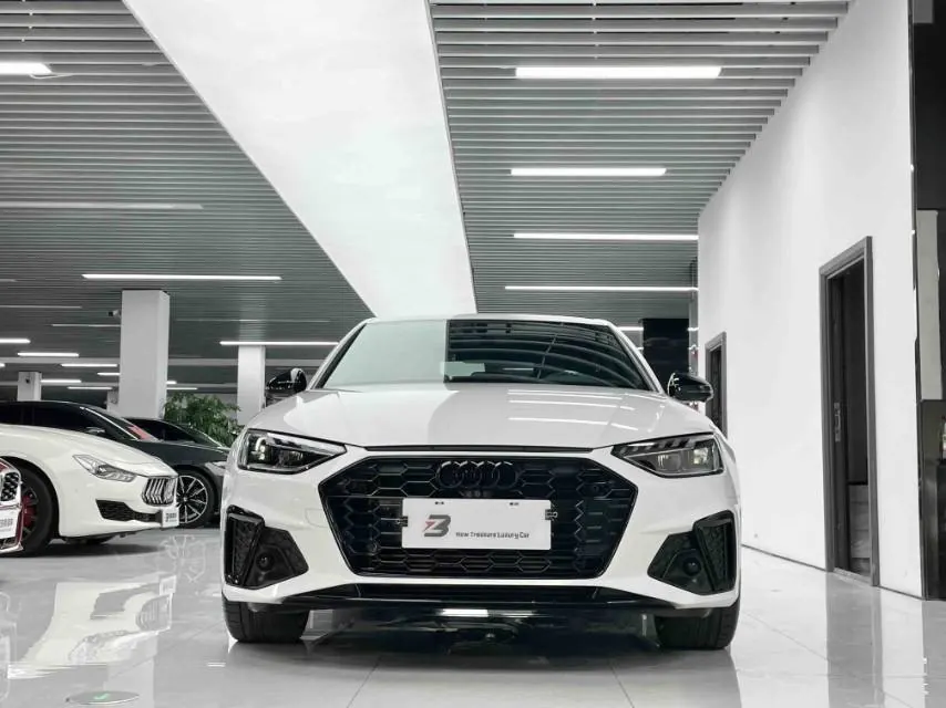 Audi 2023 A4L 2.0TFSI 40TFSI Deluxe Dynamic Automatic 2
