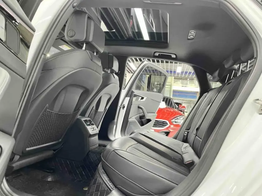 Audi 2023 A4L 2.0TFSI 40TFSI Deluxe Dynamic Automatic 7