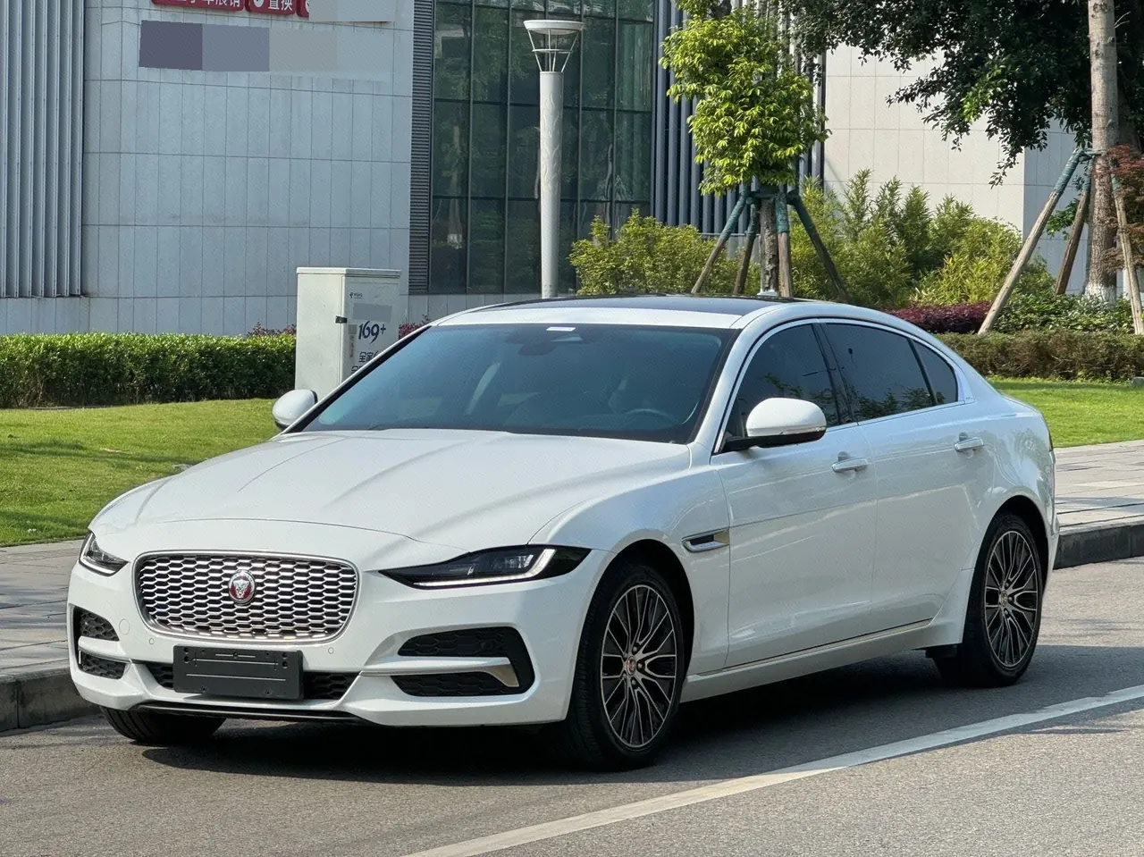 Jaguar 2021 XEL 2.0T 250PS S Enterprising and Elegant Automatic Gear - View 1