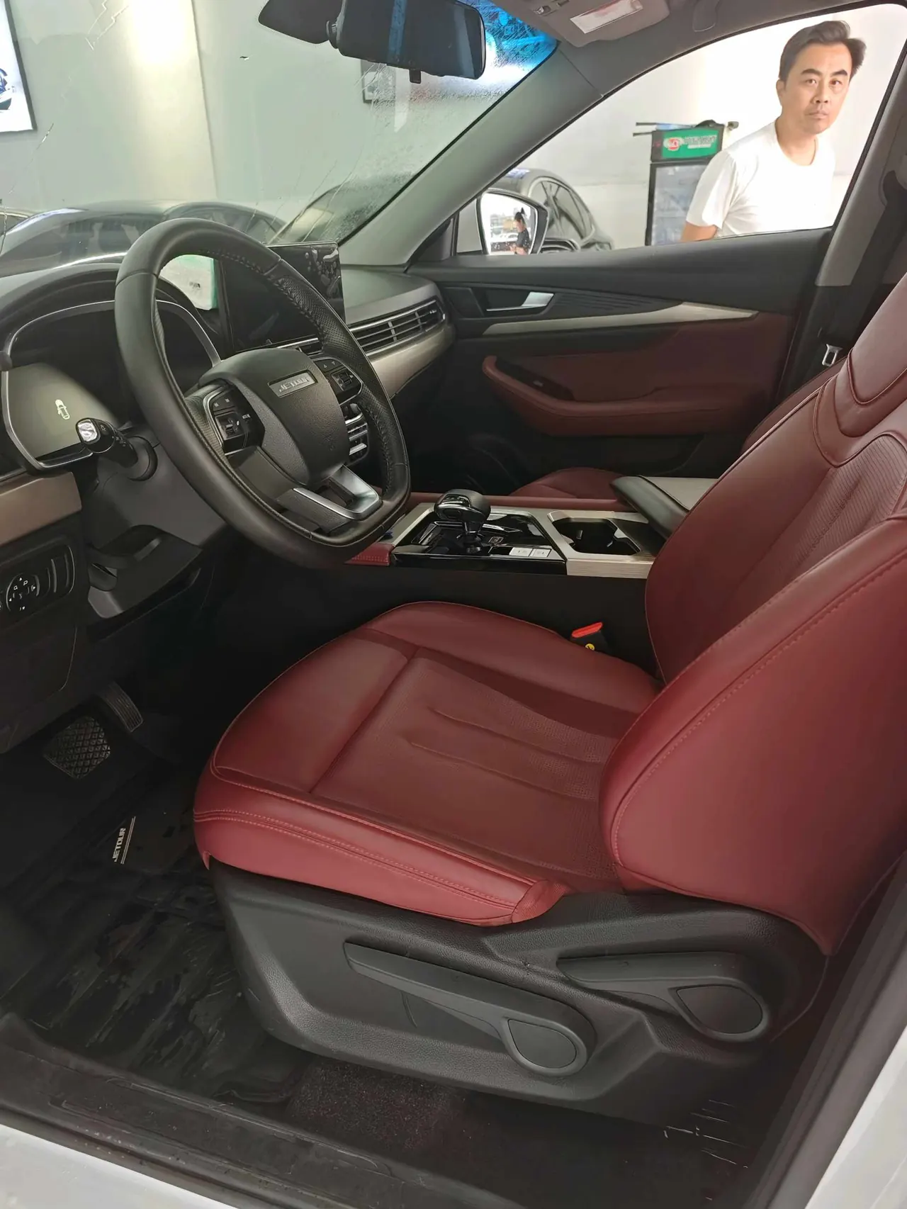 Jetour 2025 X70 1.5T Exceed PRO7 automatic gear 3