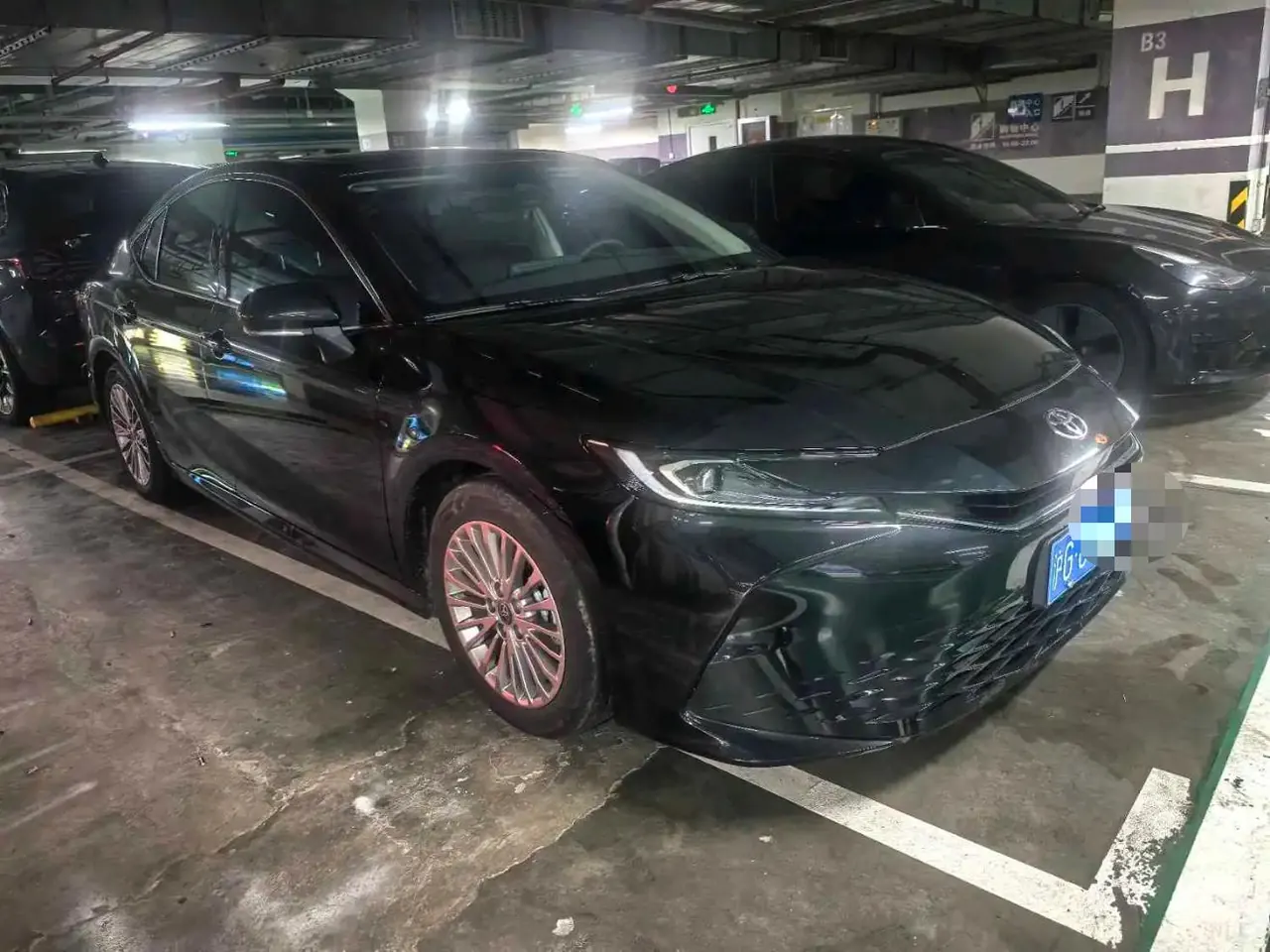 Toyota 2026 Camry Dual Engine 2.0HE Stepless Elite Automatic Gear 3