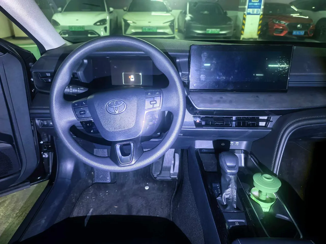 Toyota 2026 Camry Dual Engine 2.0HE Stepless Elite Automatic Gear 7
