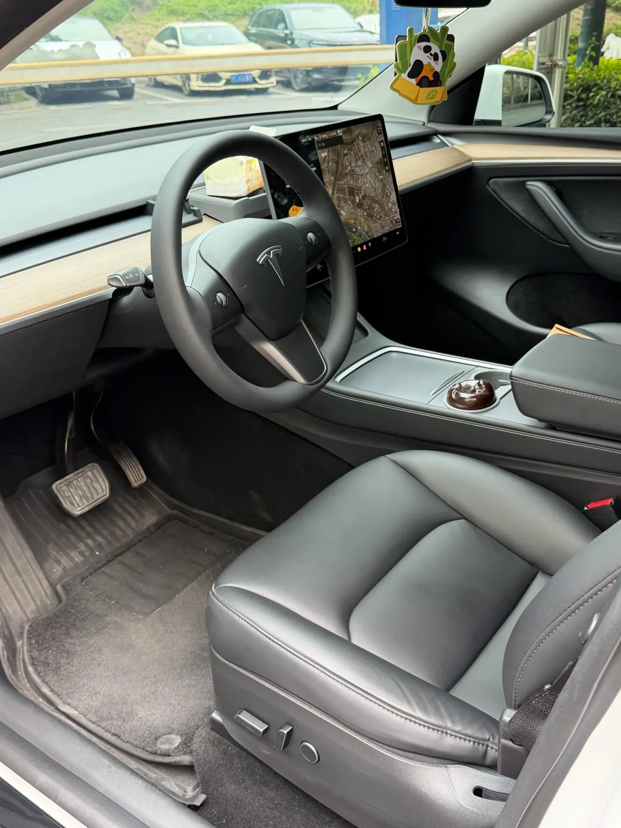 Tesla 2021 Model Y Standard Endurance Rear Drive Automatic Gear 4