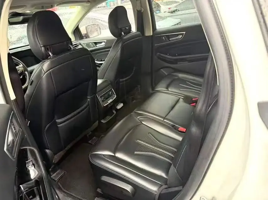 Ford 2021 Ruijie PLUS 2.0T EcoBoost 12250.00g Drive Hao Rui 7-seat Automatic Gear 5