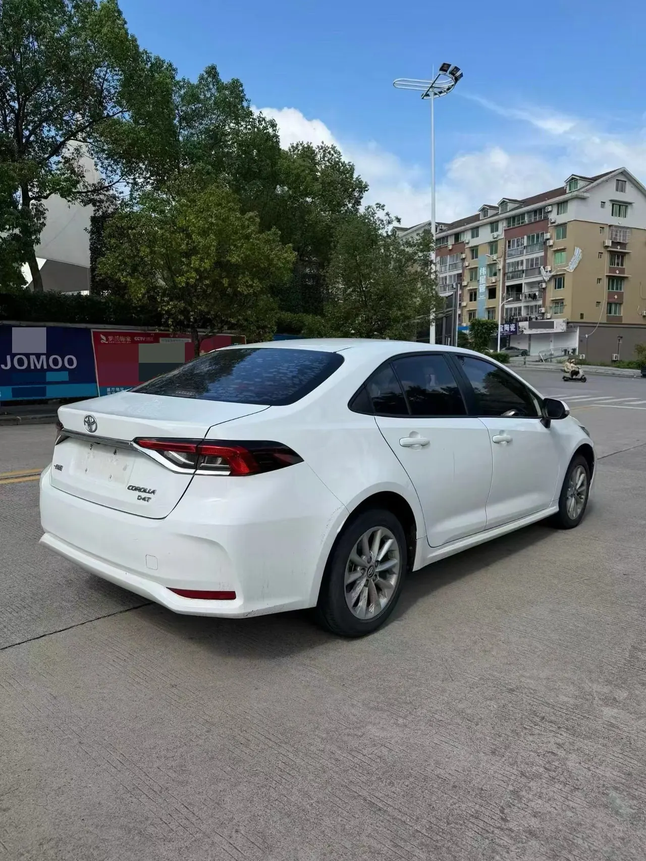 Toyota 2021 Corolla 1.2T Stepless Deluxe Edition Automatic Gear 5