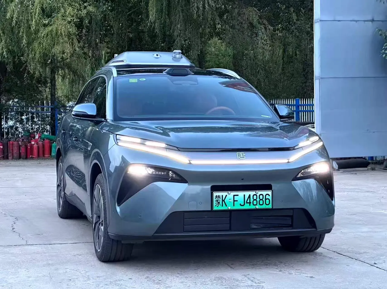 BYD 2025 Tang L DM 1.5T stepless 175KM unmanned aerial vehicle player version automatic gear 3