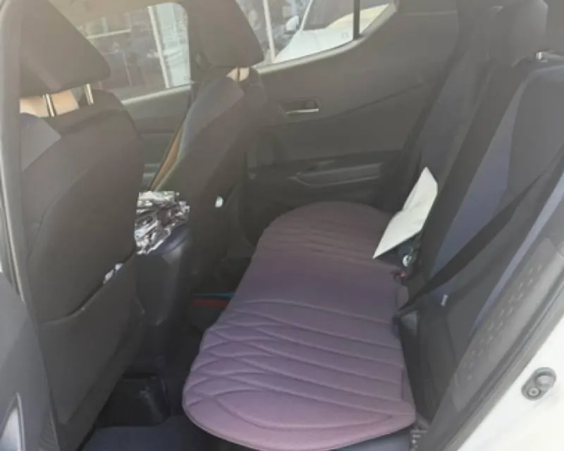 Toyota 2023 C- HR 2.0 stepless leading version of automatic gear 4