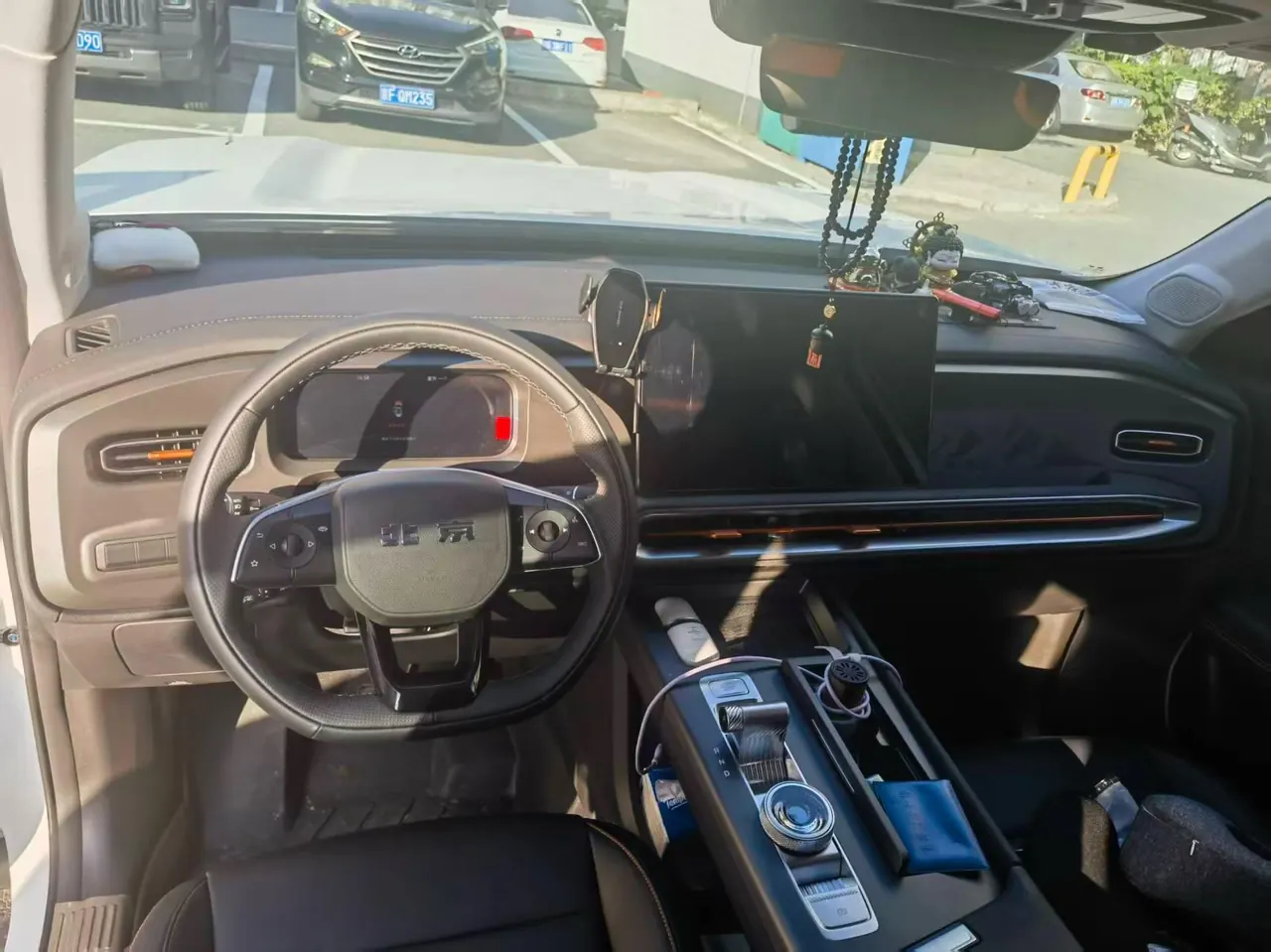 Beijing 2026 BJ30 1.5T Traveler Two-Drive Standard Automatic Gear 5