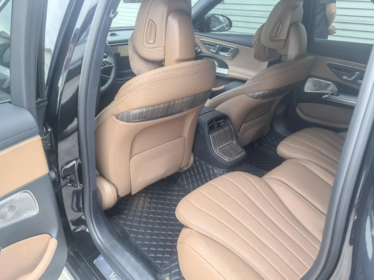 Mercedes Benz E-Class 2026 model E 300 L 48V 2.0T Luxury Edition Automatic 13