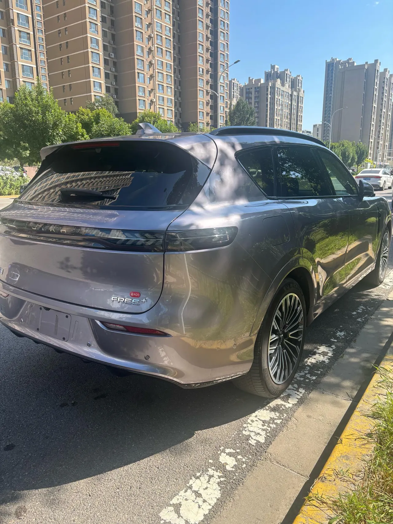 Voyah 2025 FREE four-wheel drive dry Kun version of automatic gear 5