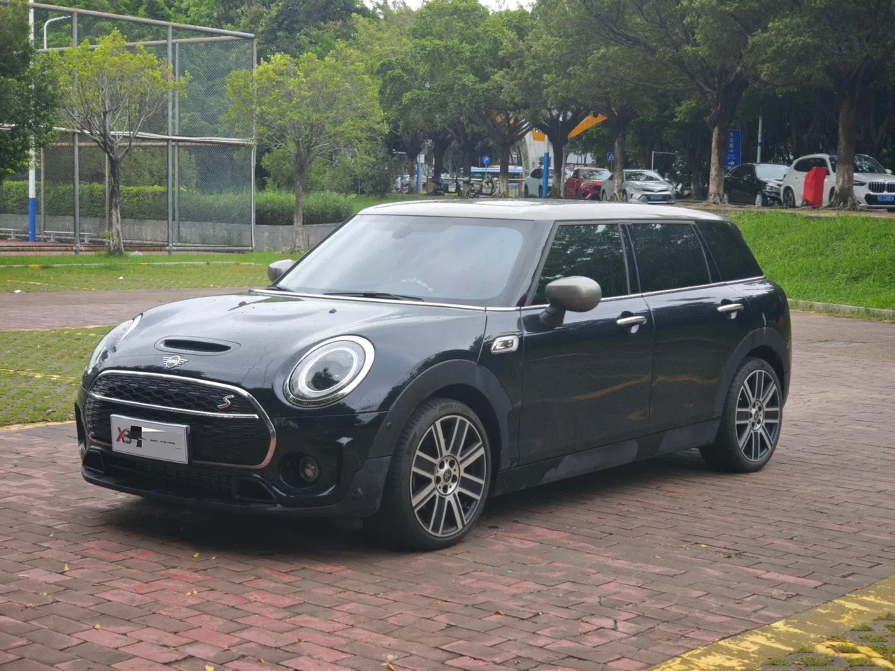 MINI Clubman (Imported) 2022 Cooper S Clubman 2.0T Freedom Special Edition, Automatic Transmission - View 1