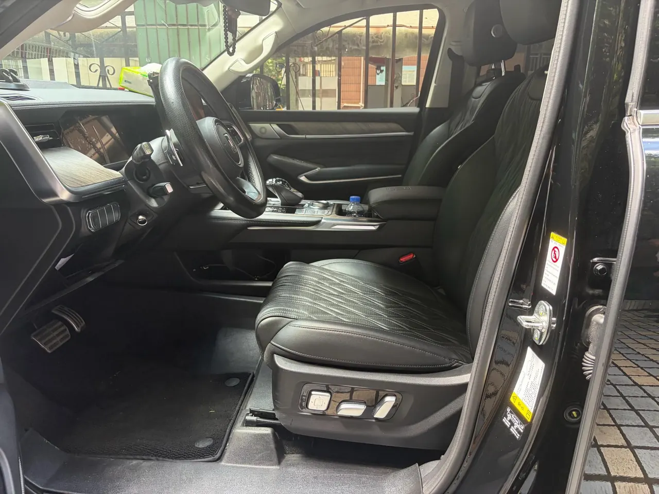 Tank 2022 Tank 500 48V 3.0T Sports Edition 5-seat Automatic Gear 3