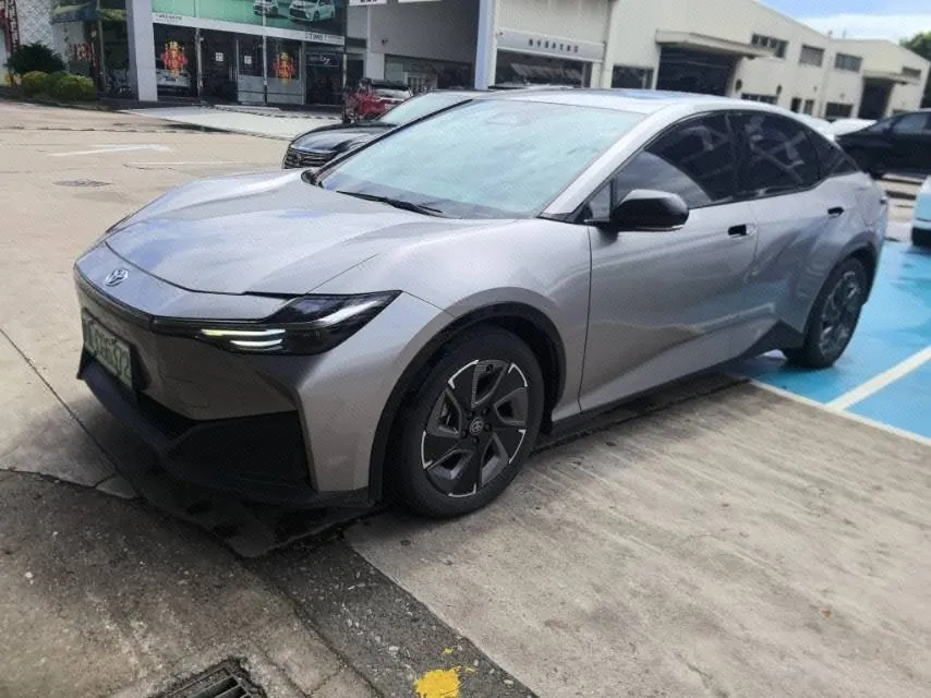 Toyota 2024 bZ 3 517km Elite PRO Automatic - View 1
