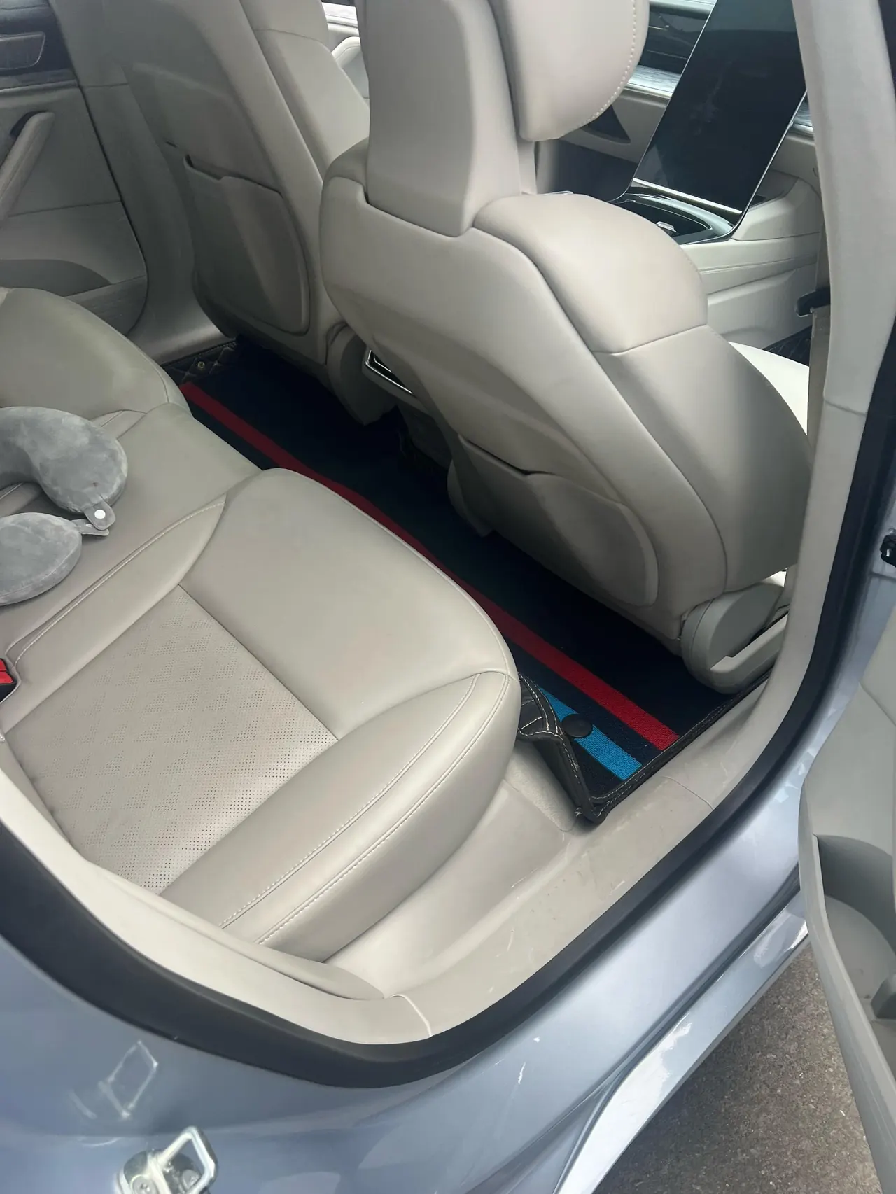 Neta 2022 Neta S 1160km rear drive middle version automatic gear 4