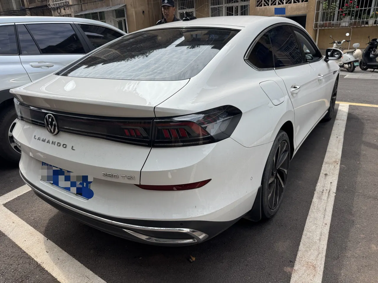 Volkswagen 2022 Ling Du L 1.4TSI 280TSI Super Hot Flagship Automatic Gear 3