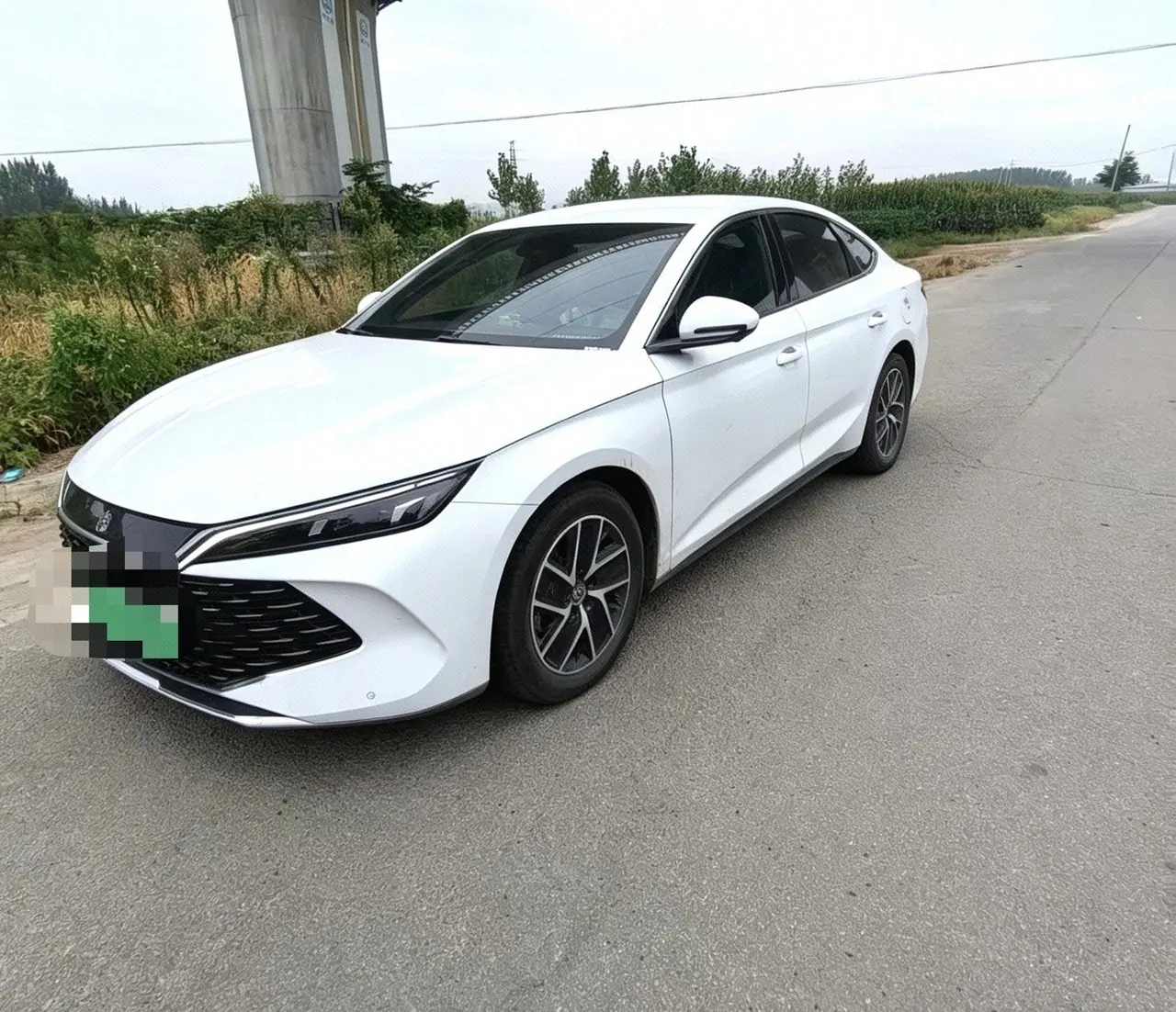 BYD 2024 Qin L DM-i 1.5 stepless 80KM Exceed automatic gear - View 1