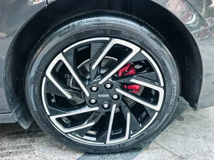 Lincoln 2022 Lincoln Z 2.0T I Cool Honorable Edition (Modified) Automatic Gear 15
