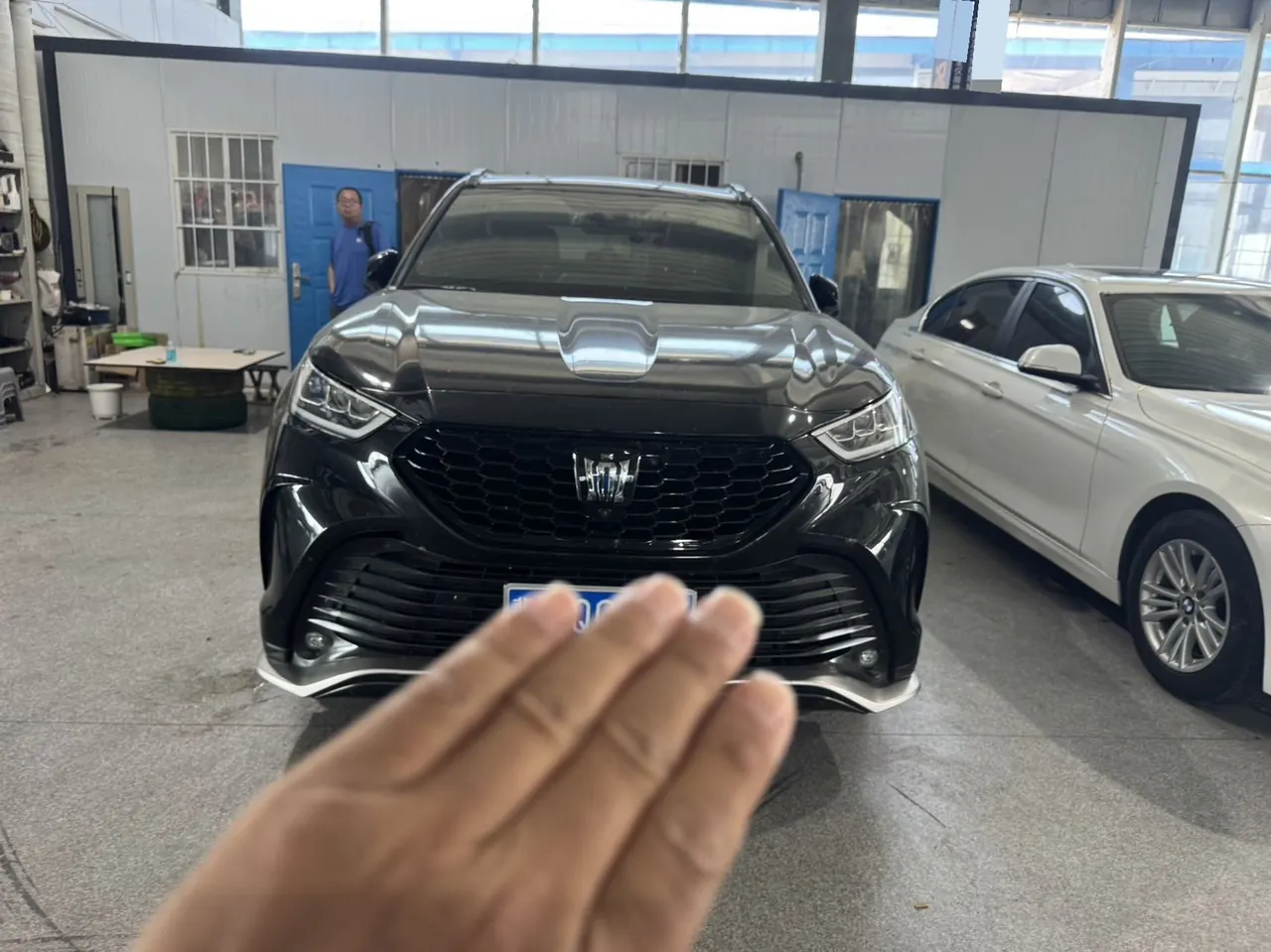 Toyota 2022 Crown Land Release 2.5 Stepless Four-wheel Drive Premium Edition Automatic Gear 2