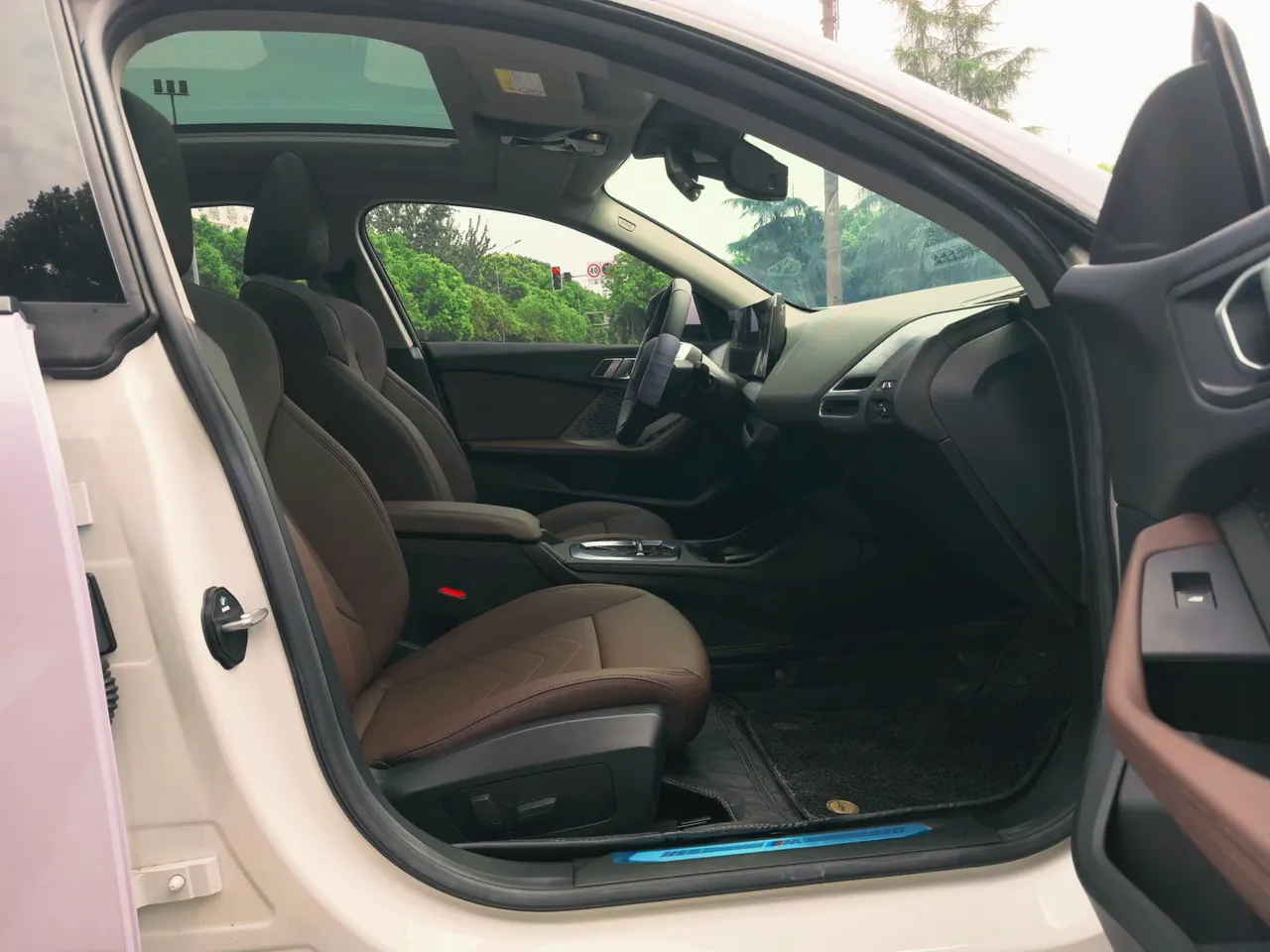 BMW 2 Series 2025 225L 2.0T M Sports Suit Automatic Gear 3