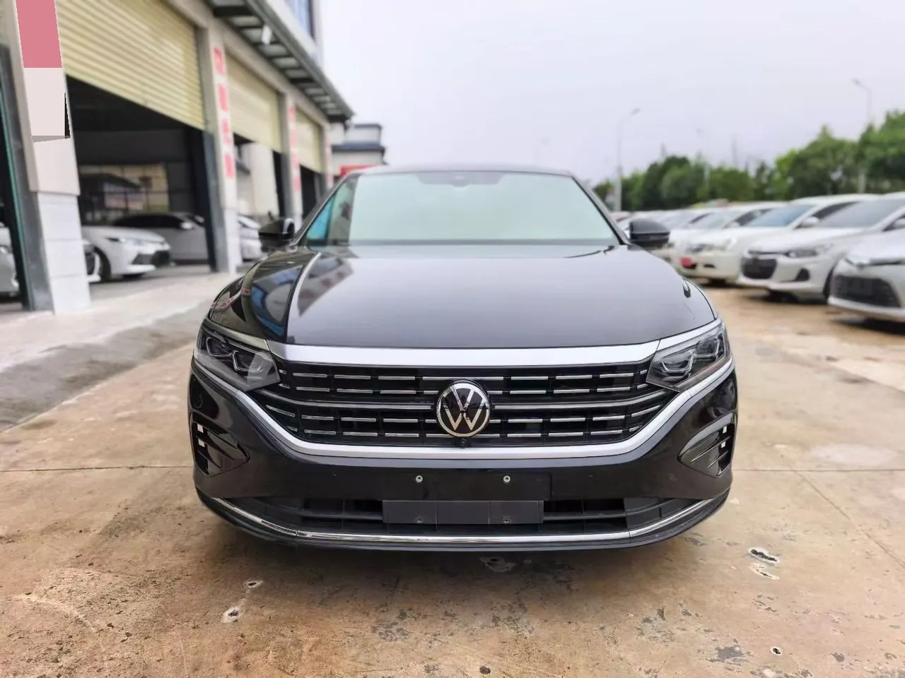 Volkswagen 2023 Passat 2.0TSI 330TSI Elite Edition (Modified) Automatic Gear 2