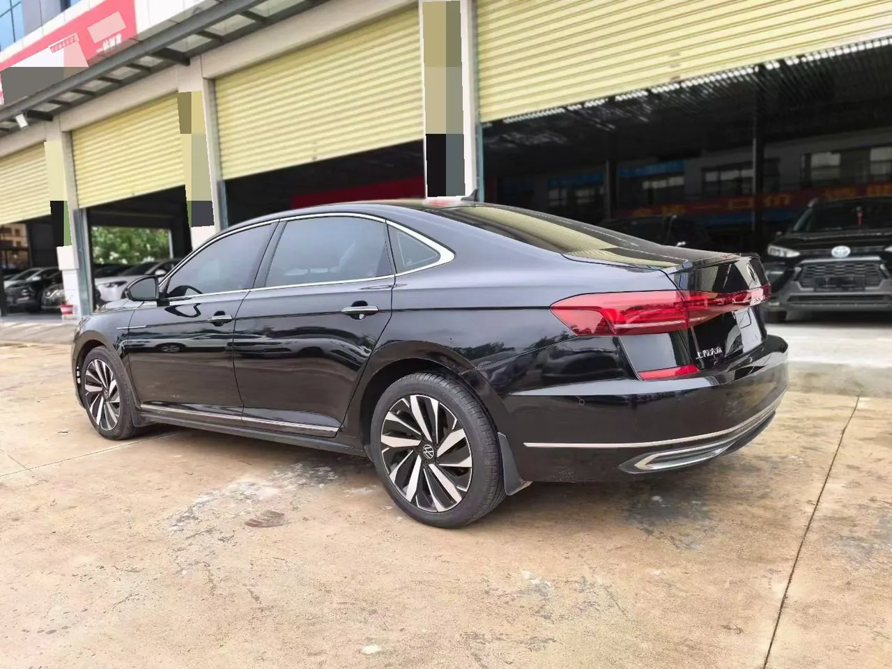 Volkswagen 2023 Passat 2.0TSI 330TSI Elite Edition (Modified) Automatic Gear 7