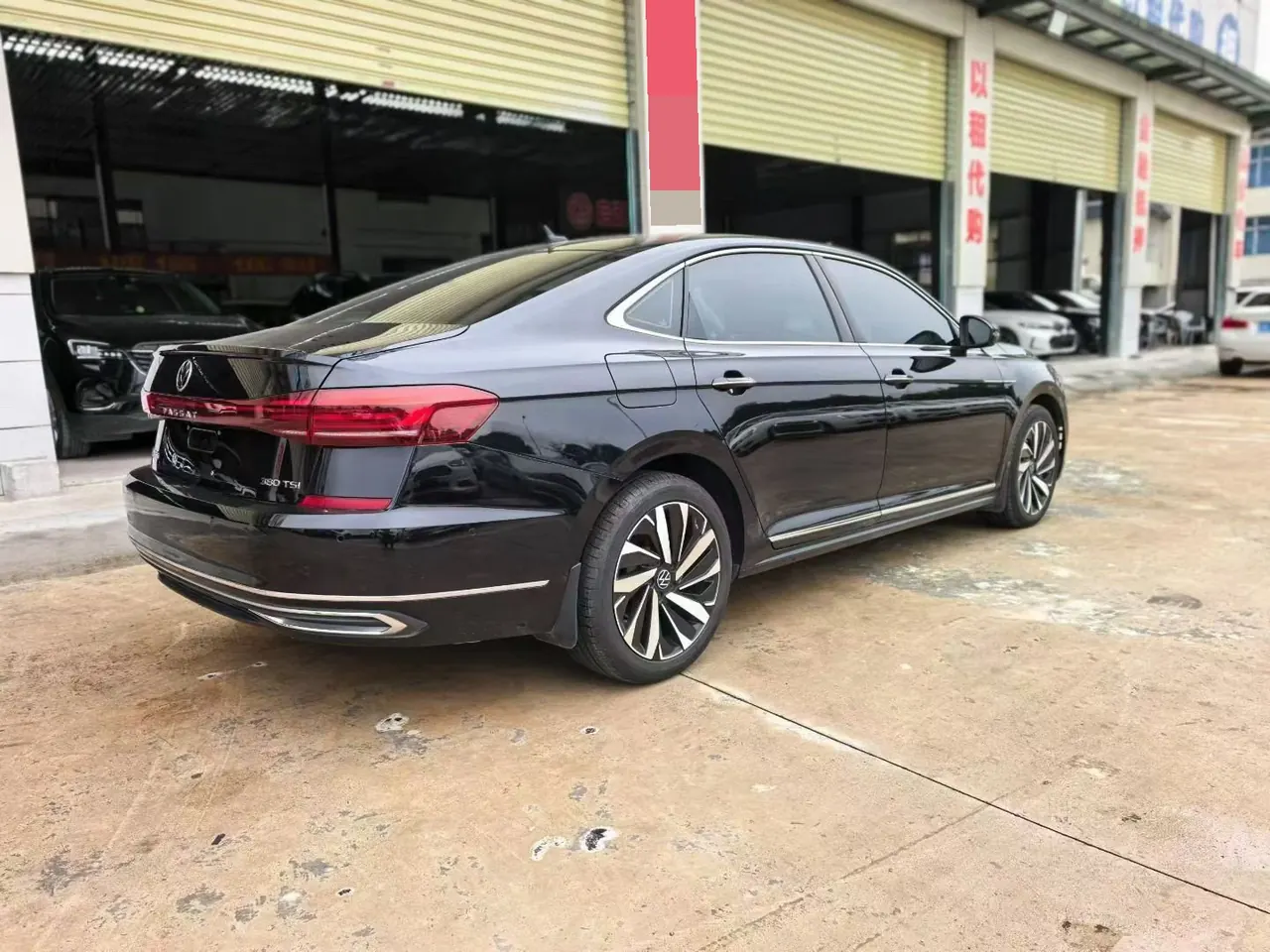 Volkswagen 2023 Passat 2.0TSI 330TSI Elite Edition (Modified) Automatic Gear 8