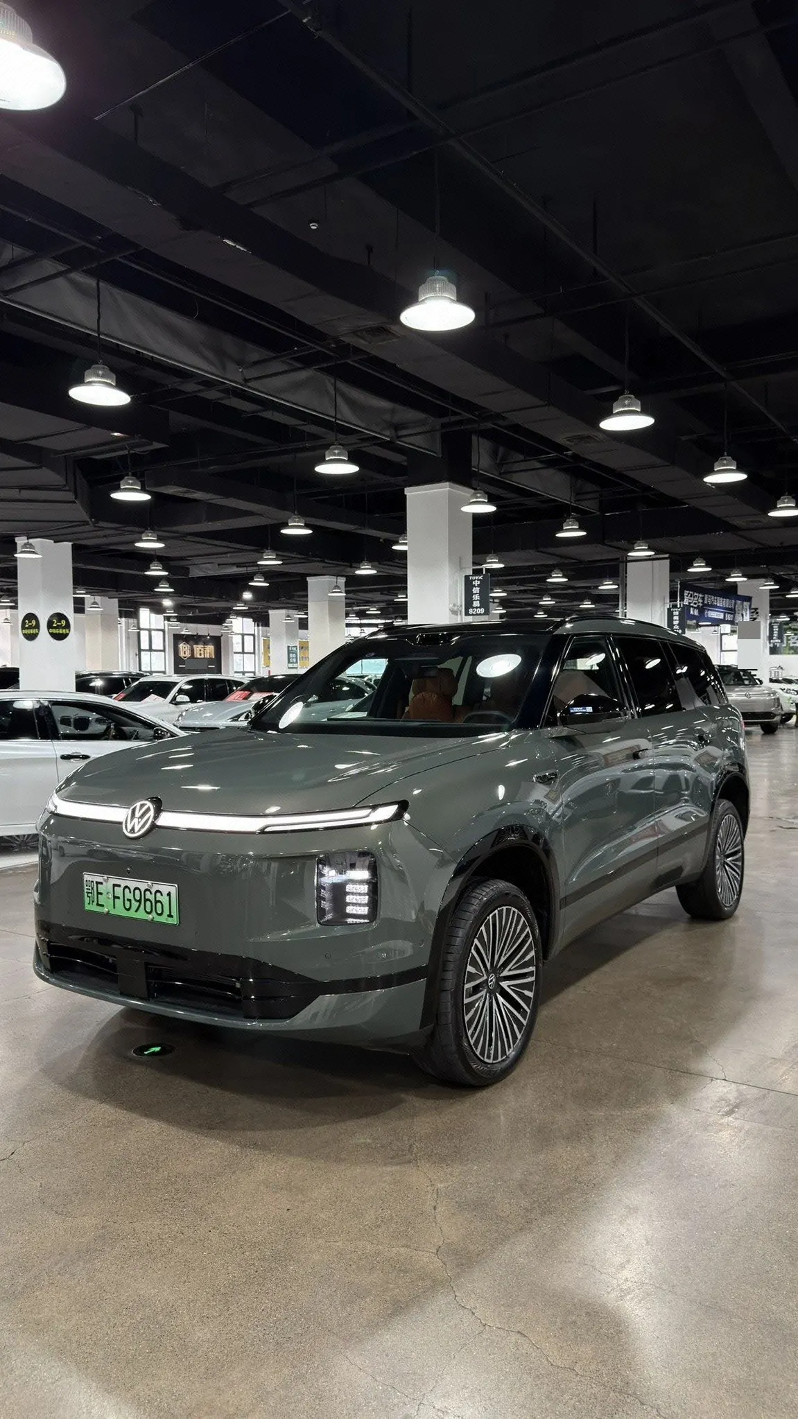 Volkswagen 2026 ID.ERA 9X Max 4-wheel drive automatic gear - View 1