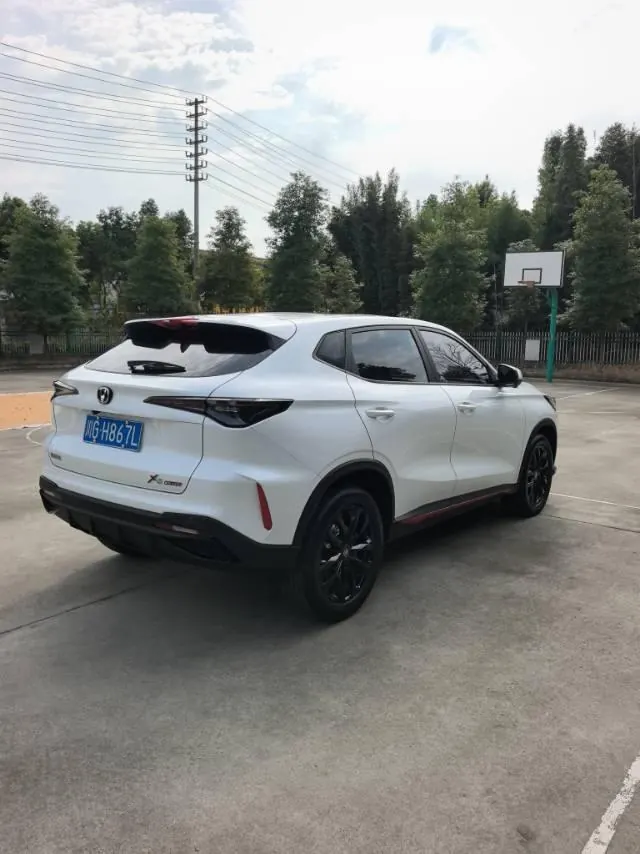 ChangAn 2025 X5 PLUS 1.5T Exceed Edition Automatic Gear 2