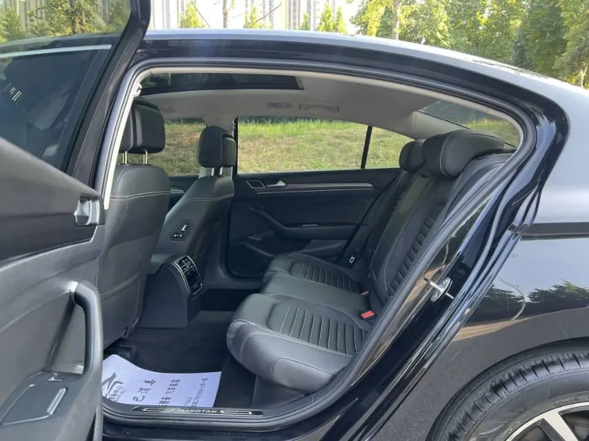Volkswagen 2020 Magotan 2.0TSI 330TSI Leading Automatic 4