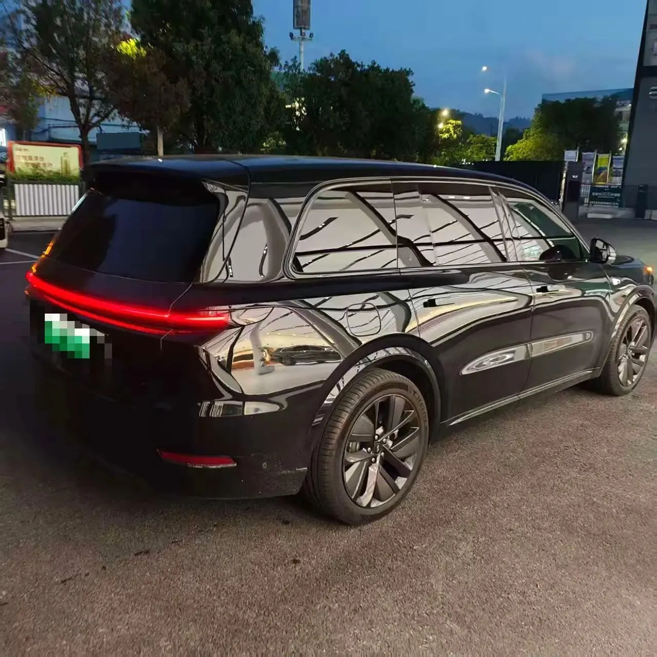 Li 2022 L9 1.5T Max Edition Automatic Gear 4