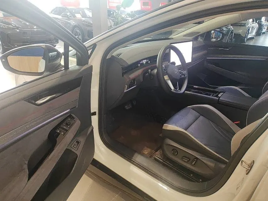 Volkswagen 2024 ID. 7 VIZZION PRIME automatic transmission 2