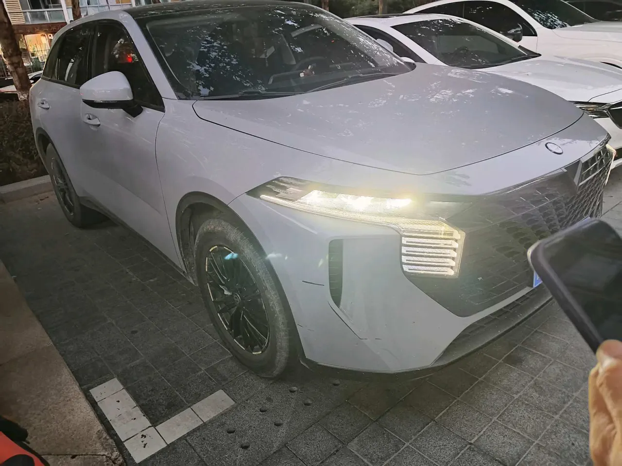 Venucia 2022 big V 1.5T 260T dark horse version. Top flow automatic gear 2