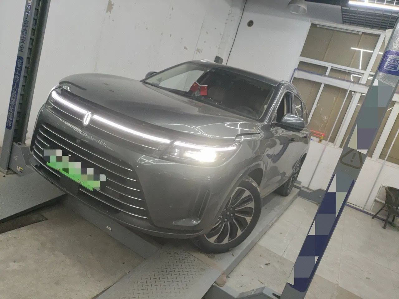 AITO 2022 AITO M7 4WD Deluxe Edition Automatic Gear - View 1