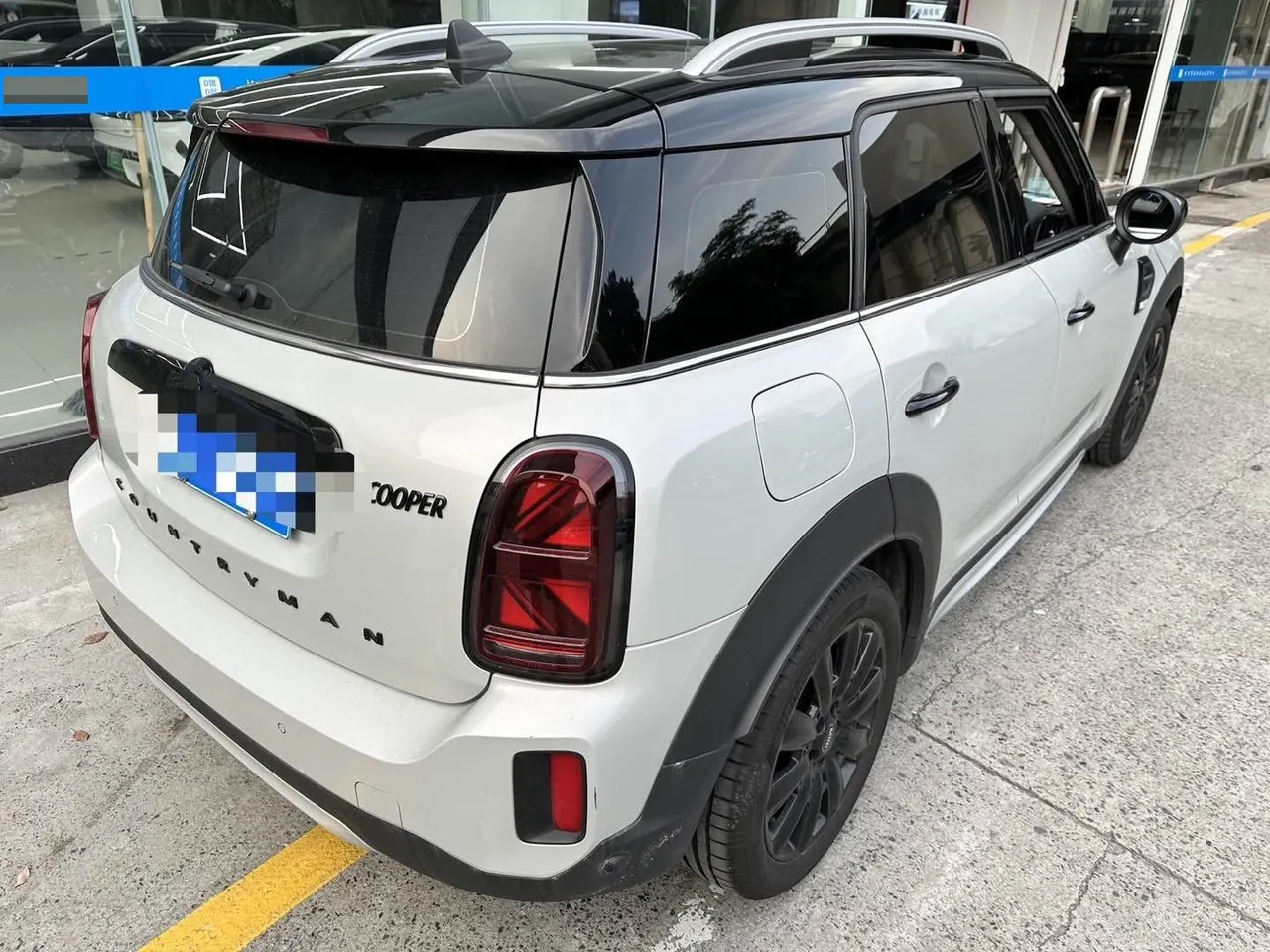MINI Countryman (Imported) 2022 Cooper Countryman 1.5T Connoisseur Automatic Gear 3