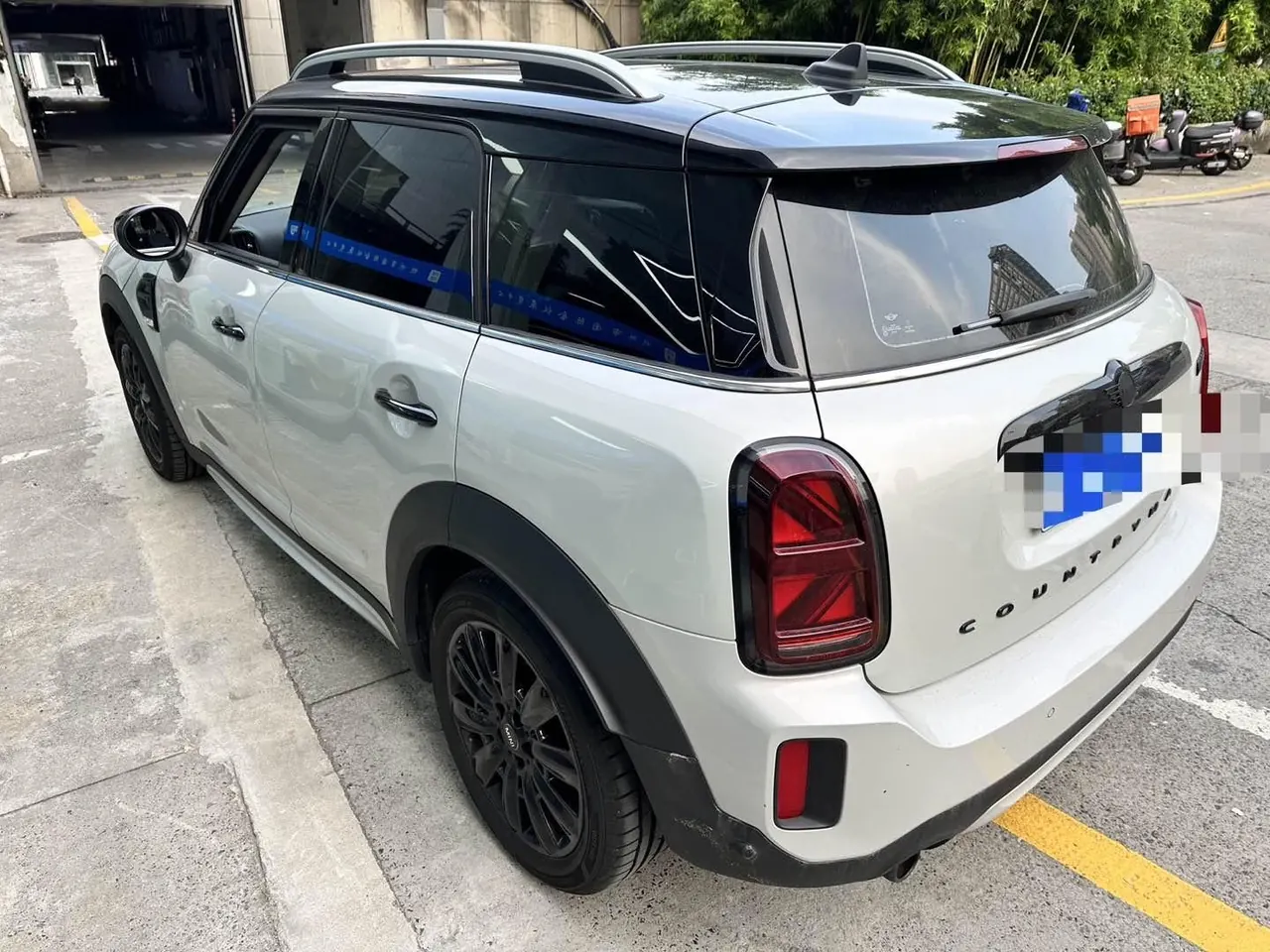MINI Countryman (Imported) 2022 Cooper Countryman 1.5T Connoisseur Automatic Gear 4