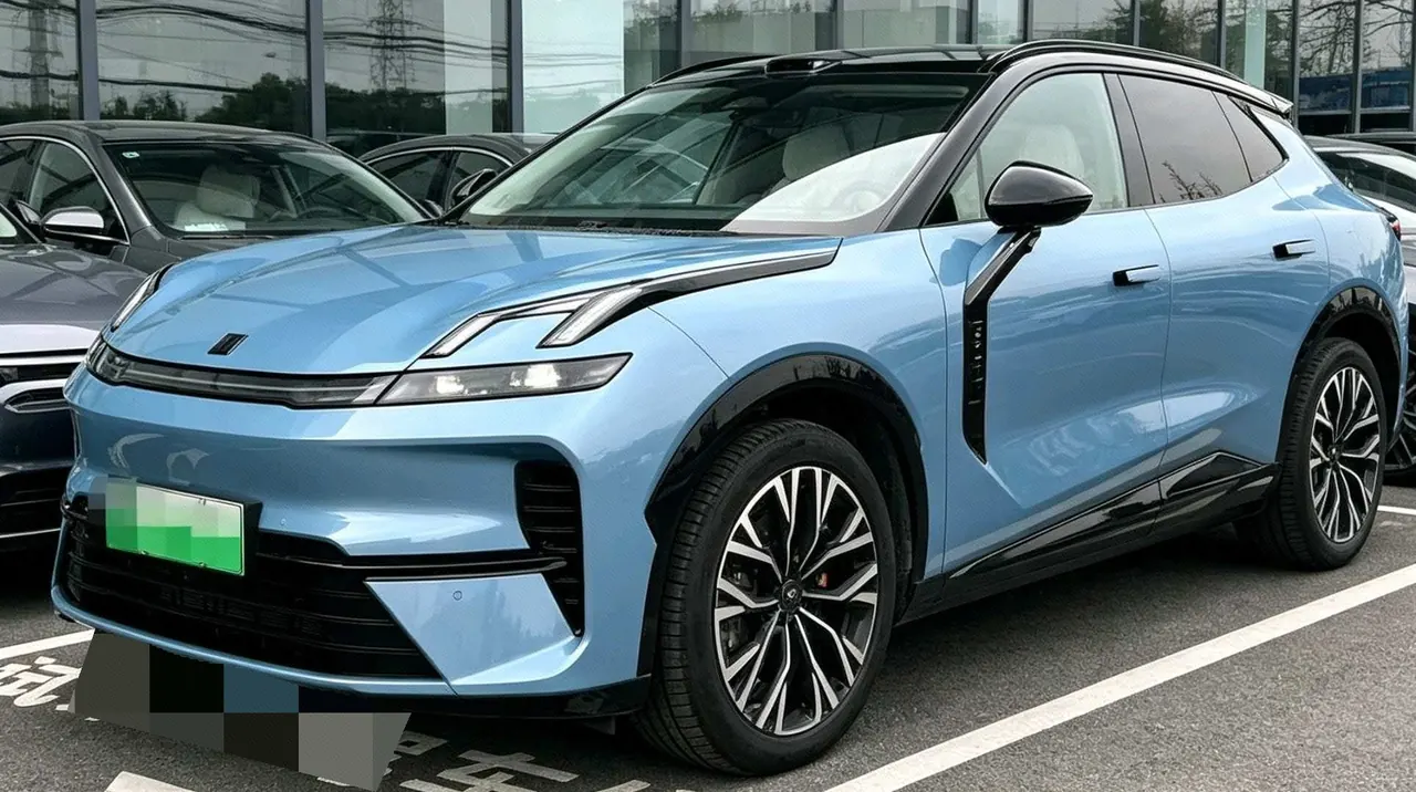 LYNK&amp;CO 2026 LYNK&amp;CO 08 EM-P 1.5T 210 Four-wheel Drive Performance Ultra H7 Automatic Gear - View 1